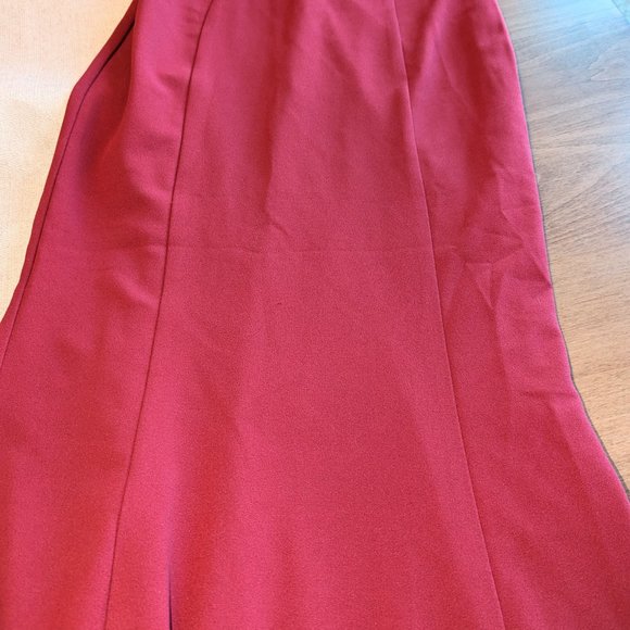 Milla Prom Dress Size 6 Red Gown Long Train Formal Sexy Pretty Woman Gorgeous - Picture 14 of 16